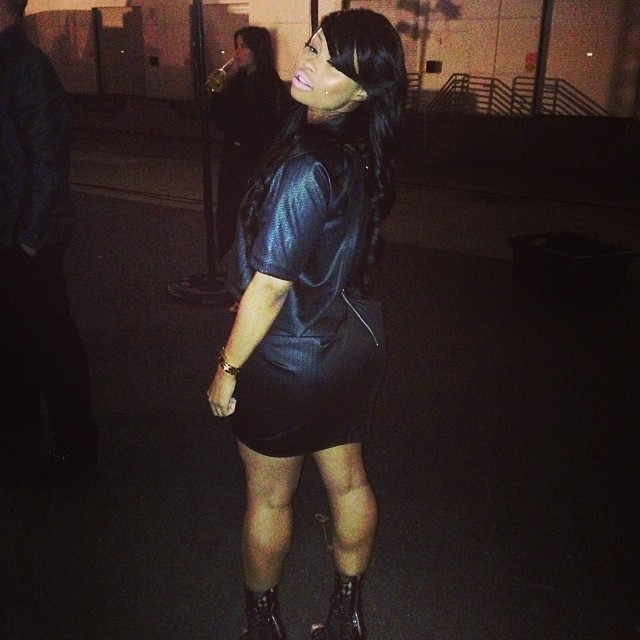 Blac Chyna shows off her booty in all black everything.