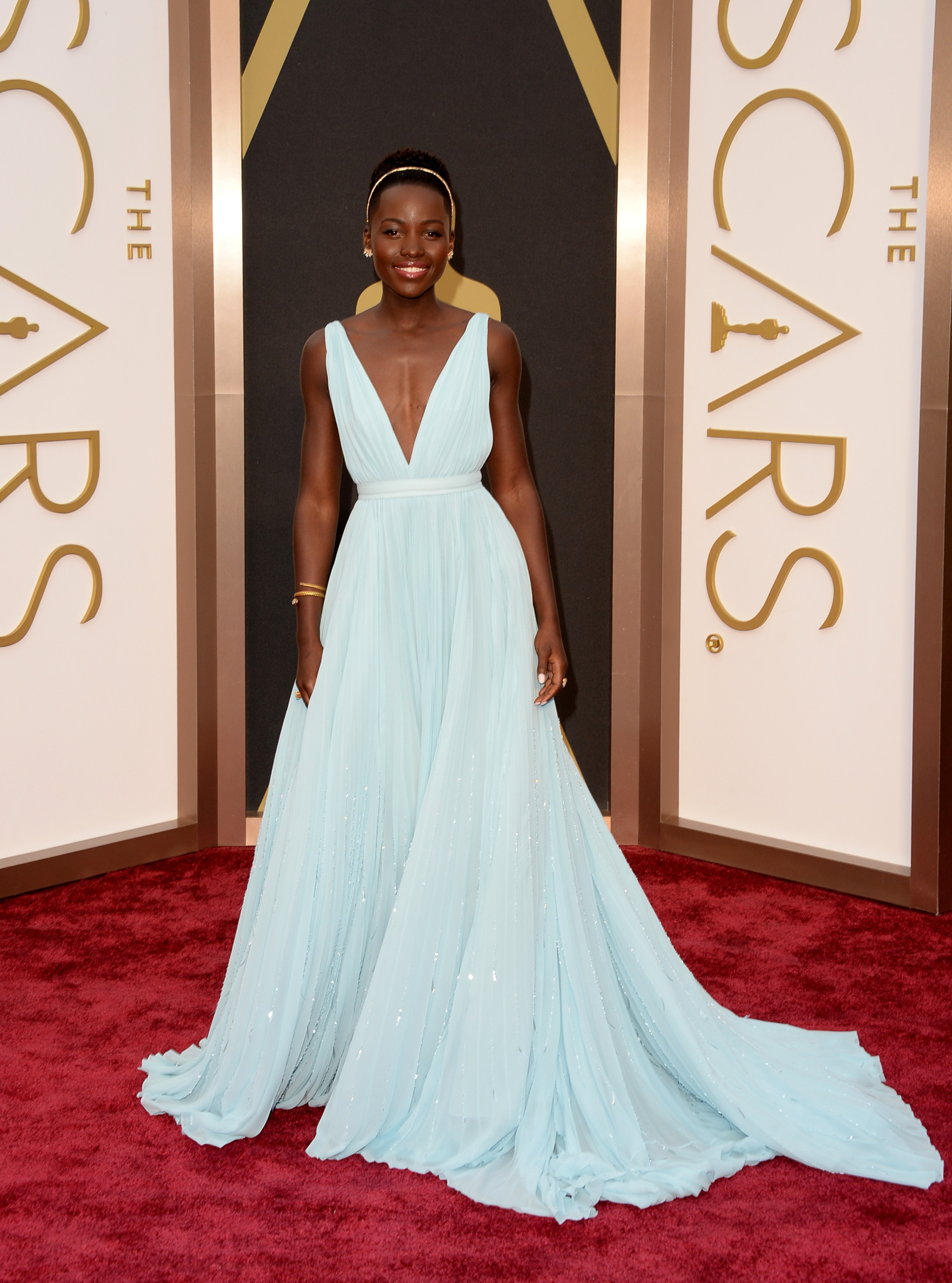 Lupita Nyong'o 2014 oscars red carpet academy awards