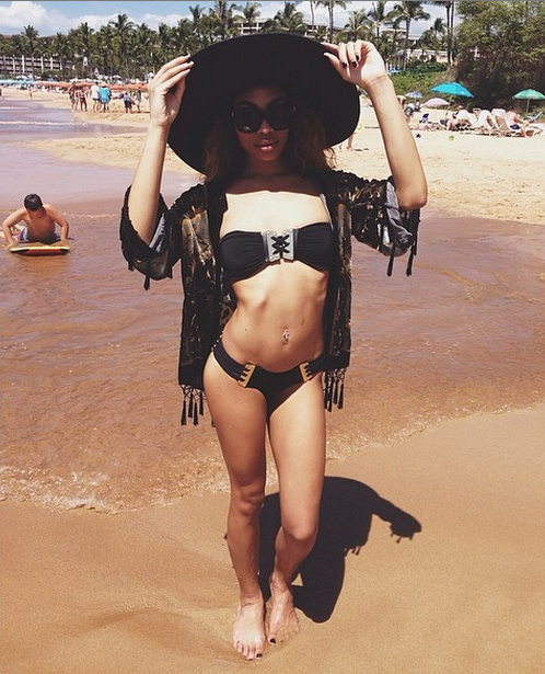 Bria Murphy bikini body in Maui
