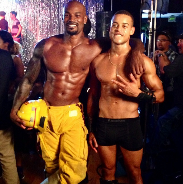 Tyson Beckford and Robert Ri’chard show the ladies what’s to come.