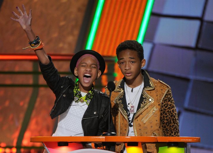 They win awards together!