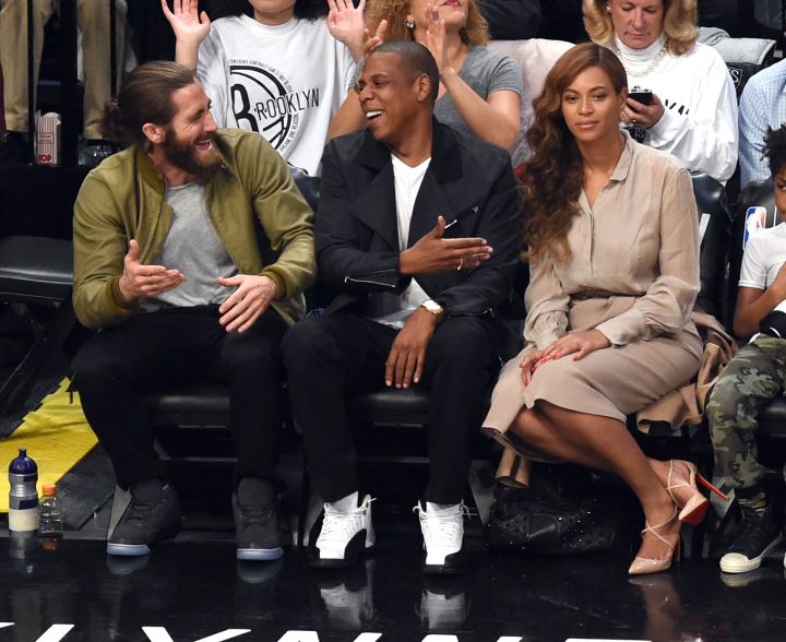 That moment when you totally don’t find your hubby’s jokes about you funny.