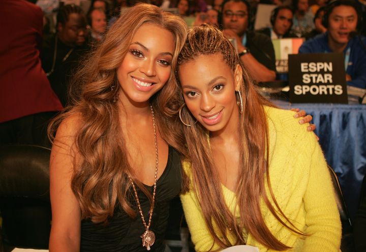 Solange accompanies her sis to the NBA All Stars back in 2005.