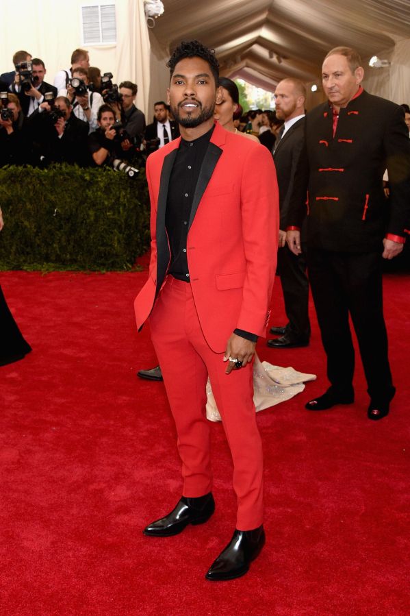 Celebrities arrive at the Met Gala 2015