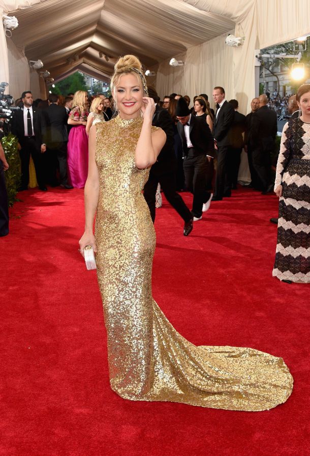 Celebrities arrive at the 2015 MET Gala