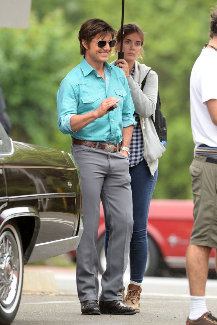 I think that I’m Tom Cruise…. Wait that is Tom Cruise. Here he is flashing his pearly white smile on the set of ‘Mena,’ which he is filming in Ball Ground, Georgia.