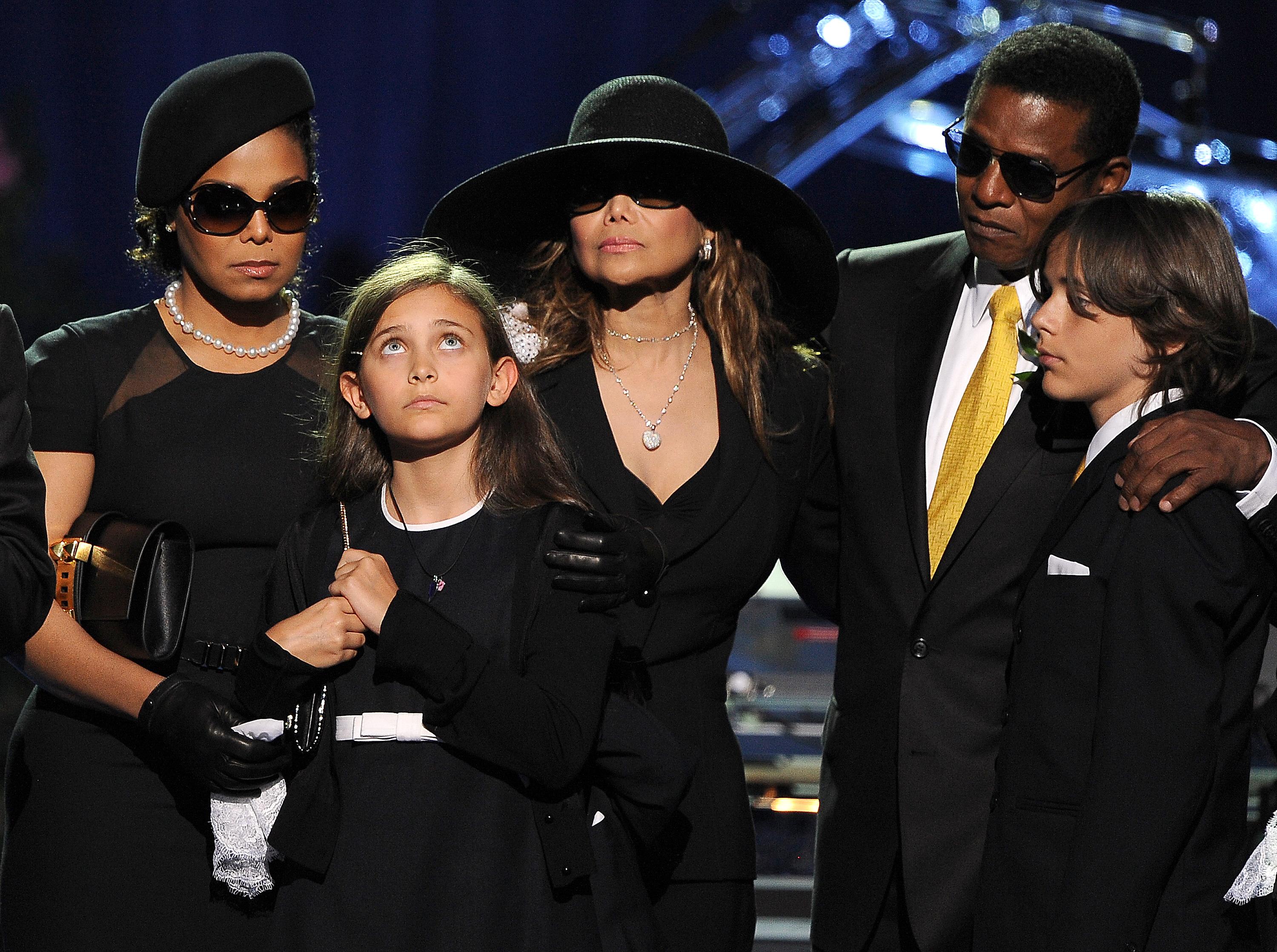 From left, Michael Jackson's sister Jane