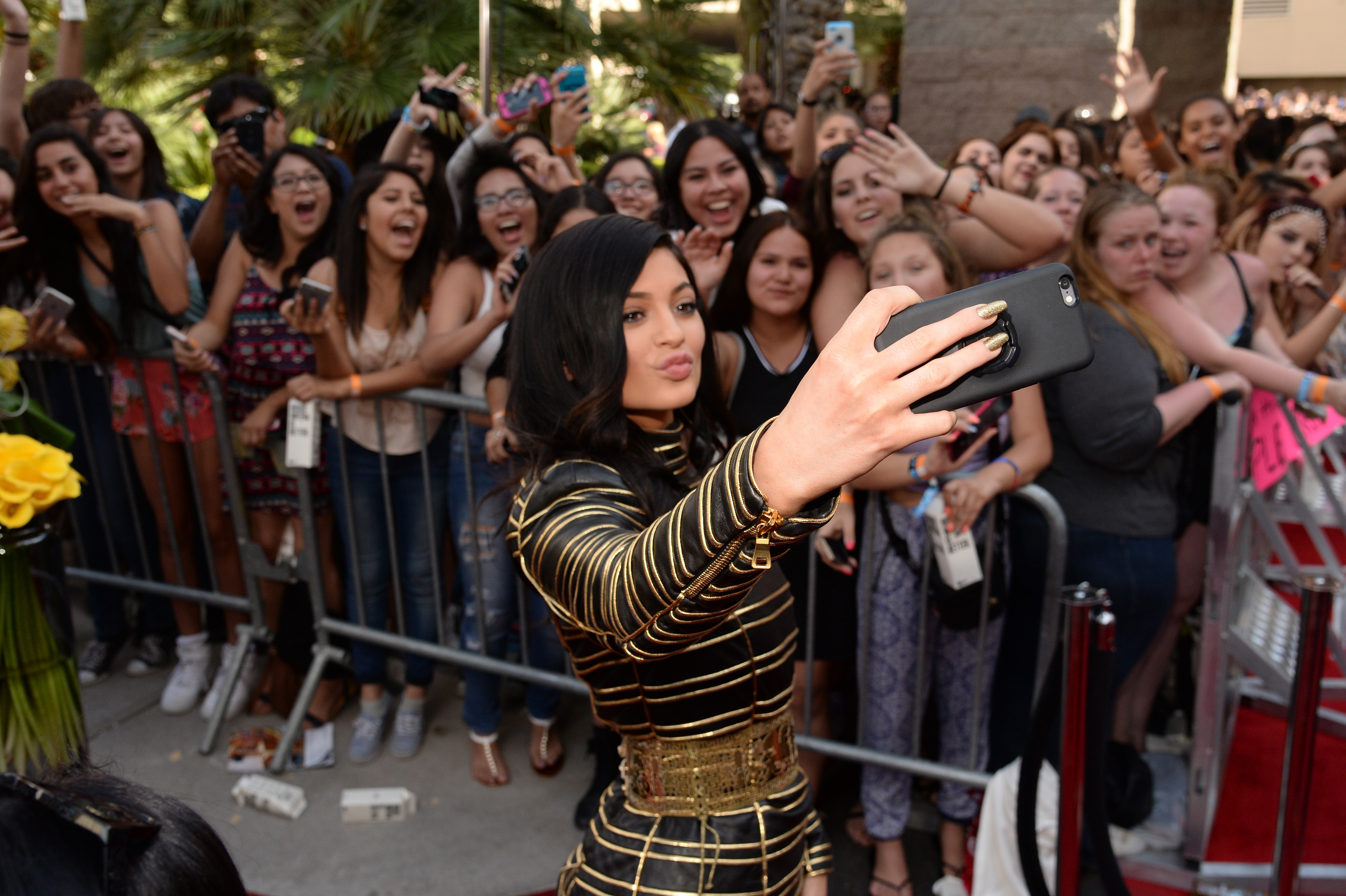 2015 Billboard Music Awards - Red Carpet