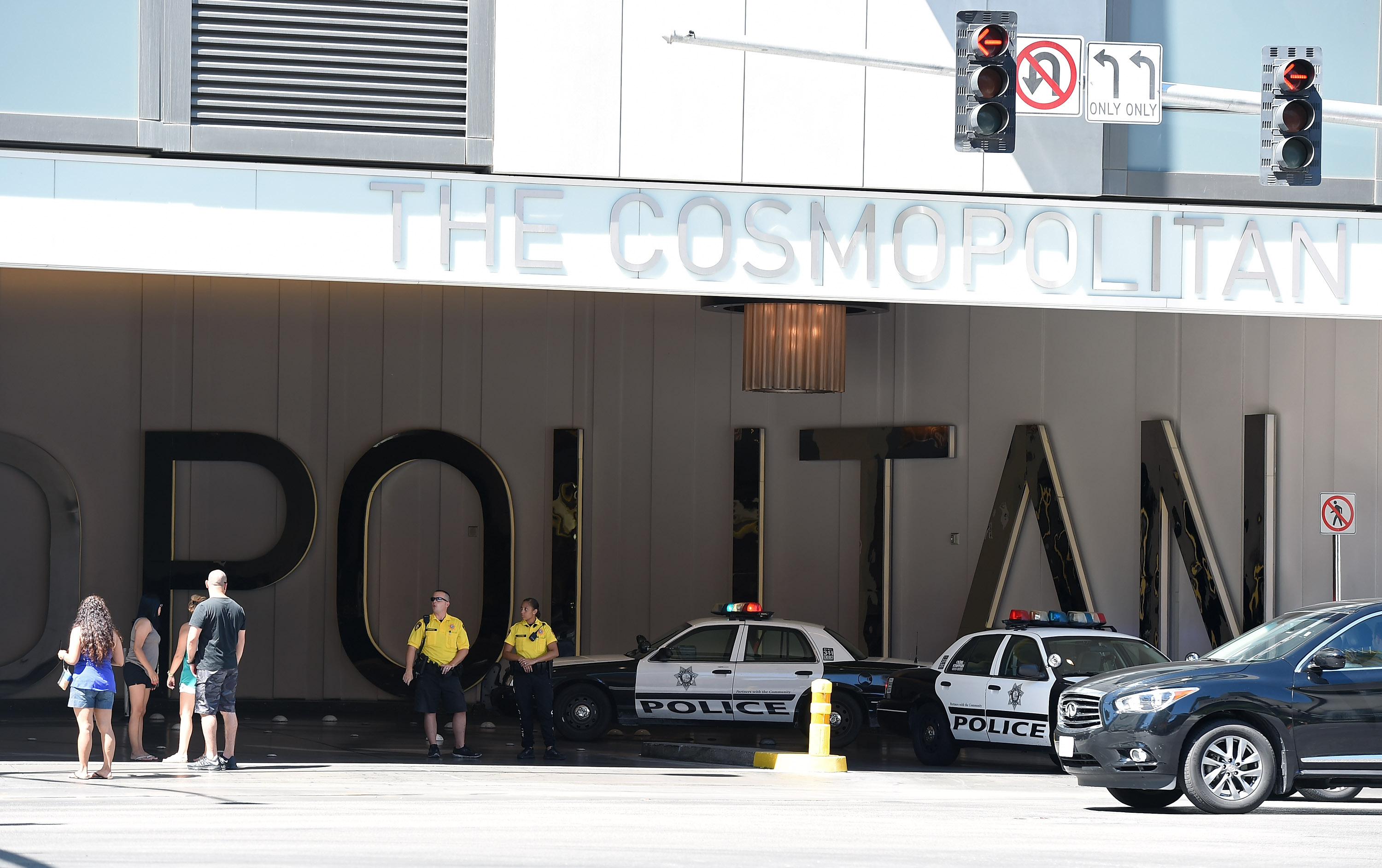 Fire Breaks Out At Pool Deck Of Cosmopolitan Hotel In Las Vegas
