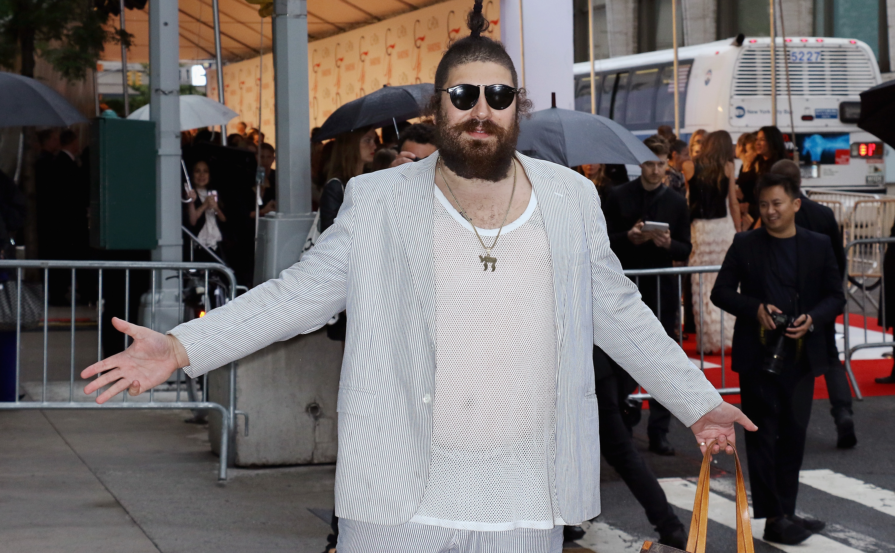 2015 CFDA Fashion Awards - Outside Arrivals