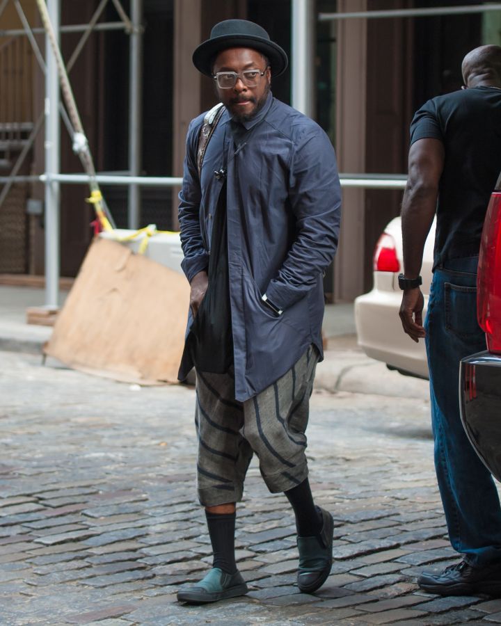There’s getting dressed, and then there is getting dressed. Here is will.i.am out and about in New York City.