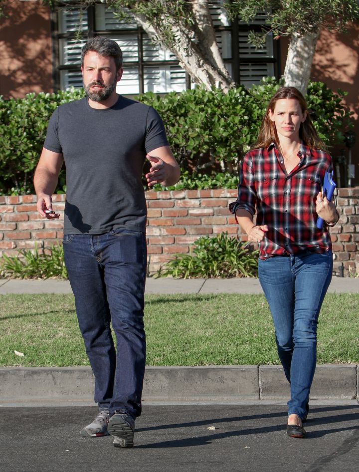 Estranged couple Ben Affleck and Jennifer Garner were spotted heading to a doctorās appointment together.