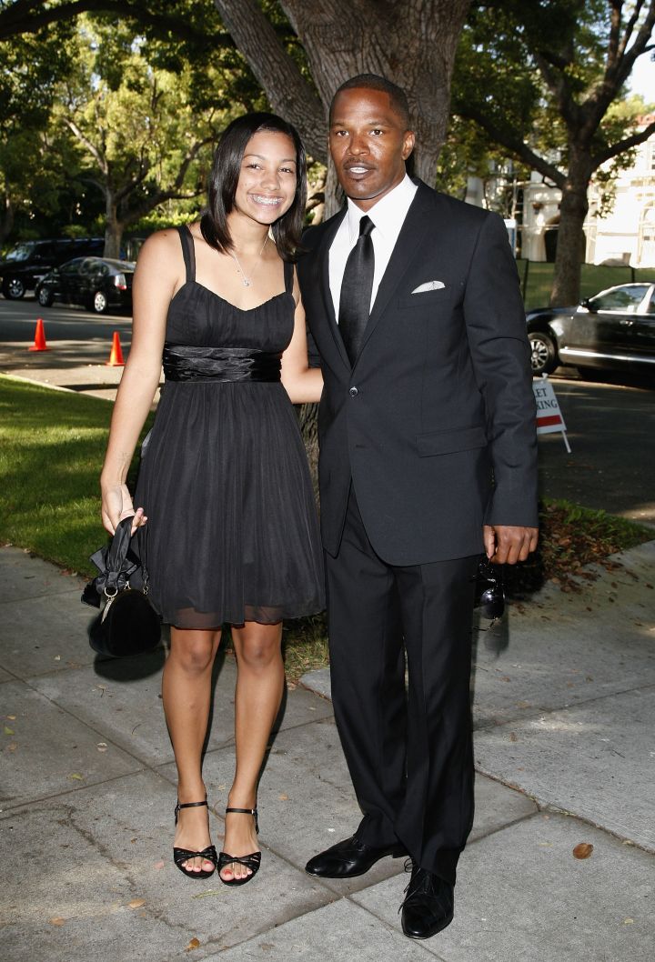 Corinne gets to rub shoulders with Barack Obama at the ‘Black And White’ Gala for the Barack Obama campaign held at a private residence on August 21, 2008.