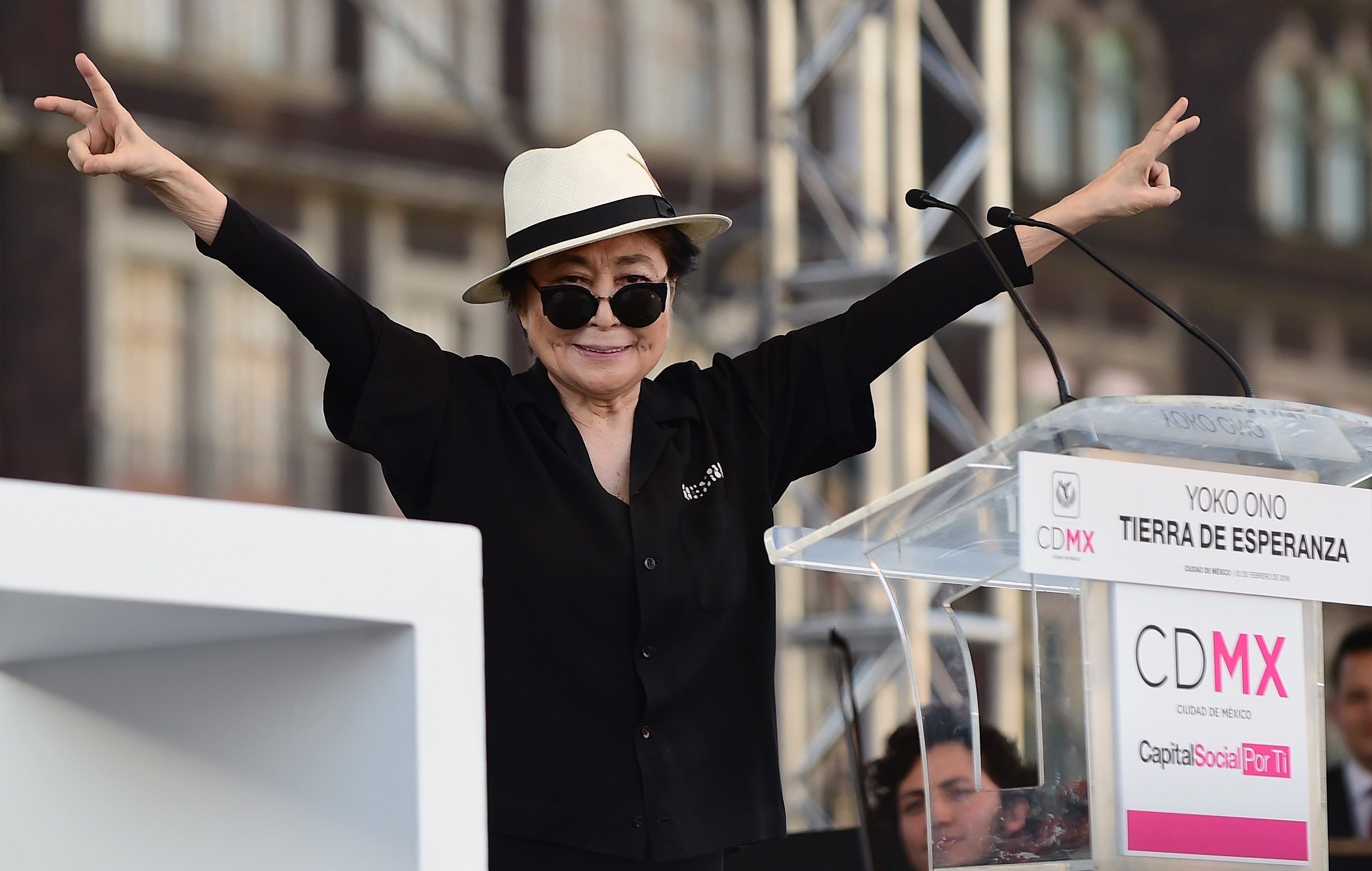 MEXICO-JAPAN-ART-YOKO ONO