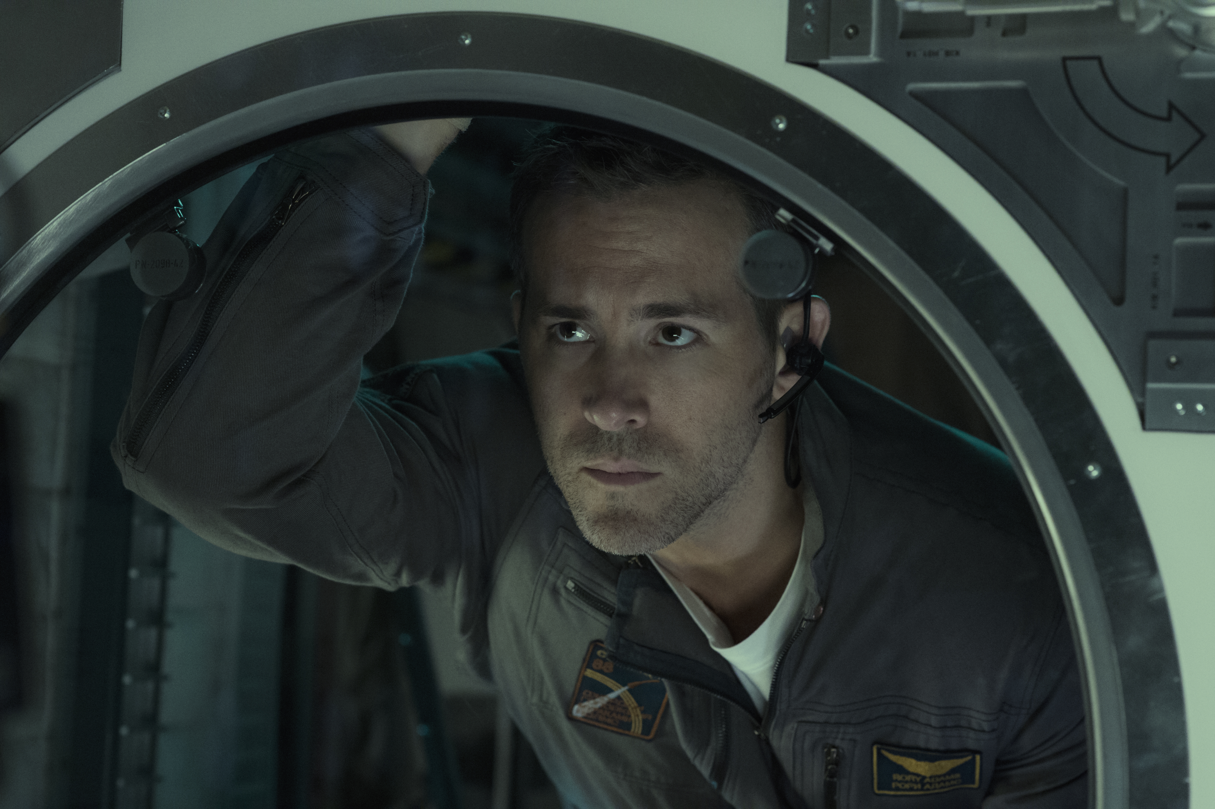 Jake Gyllenhaal Ryan Reynolds life movie