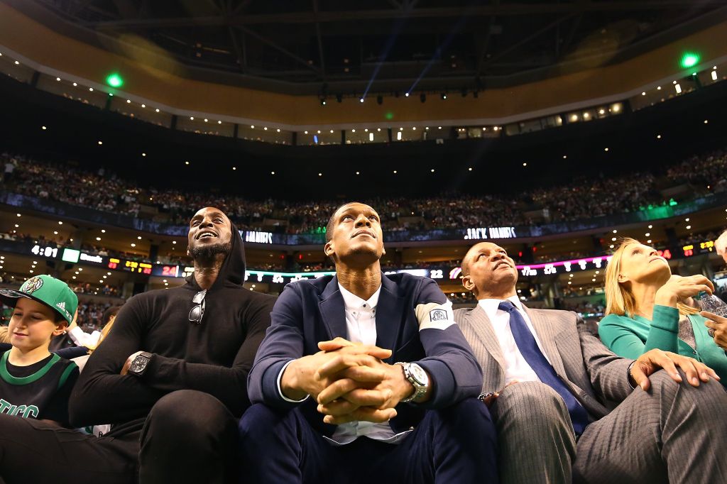 Cleveland Cavaliers v Boston Celtics