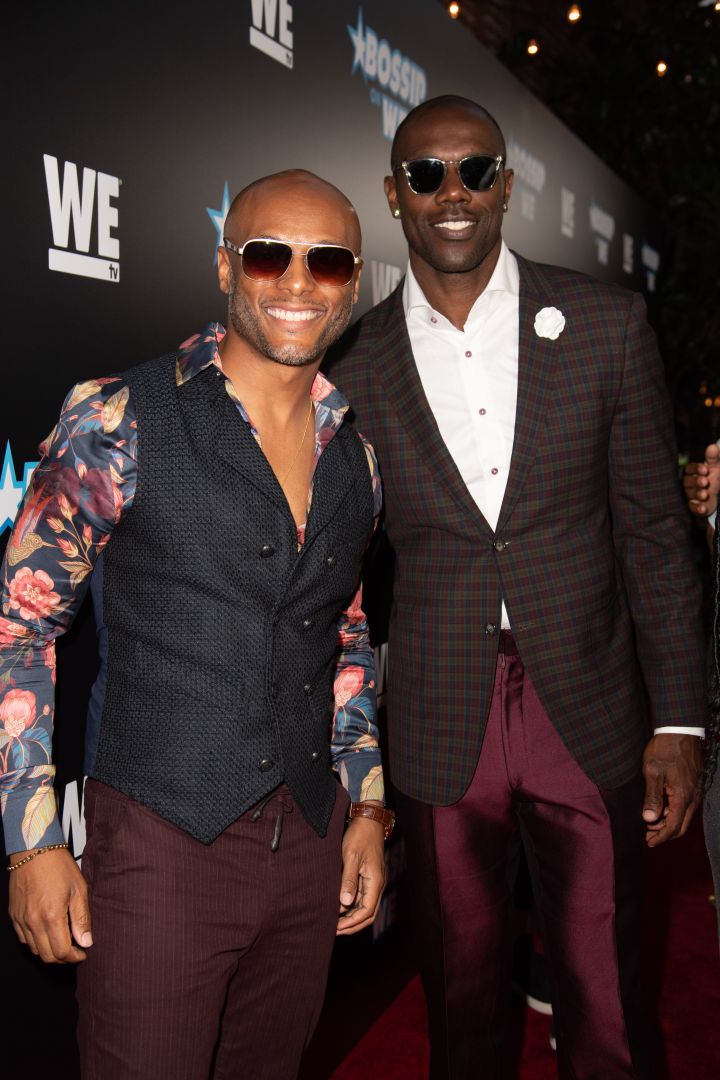 Kenny Lattimore and Terrell Owens represented for the men