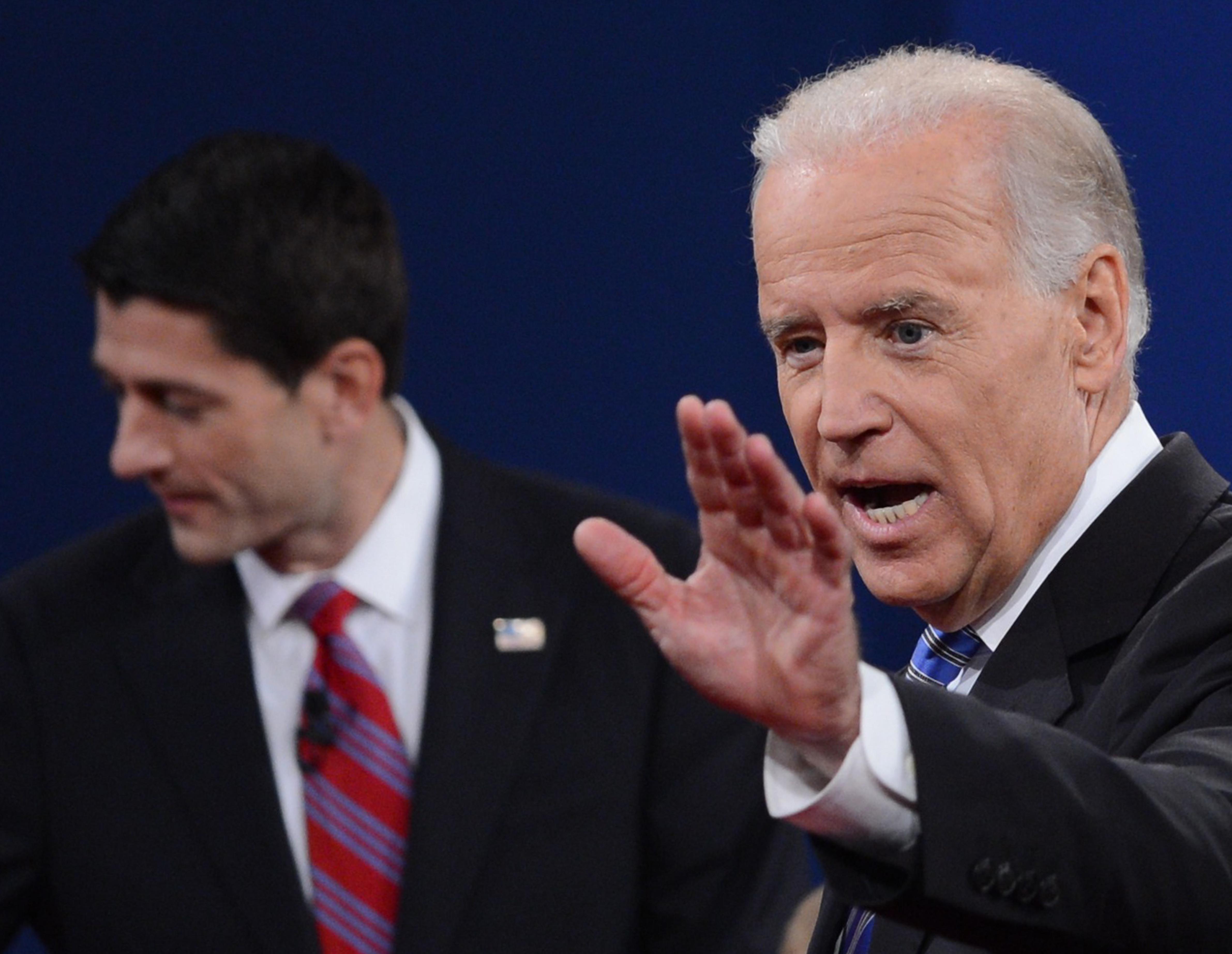 US-VOTE-2012-DEBATE