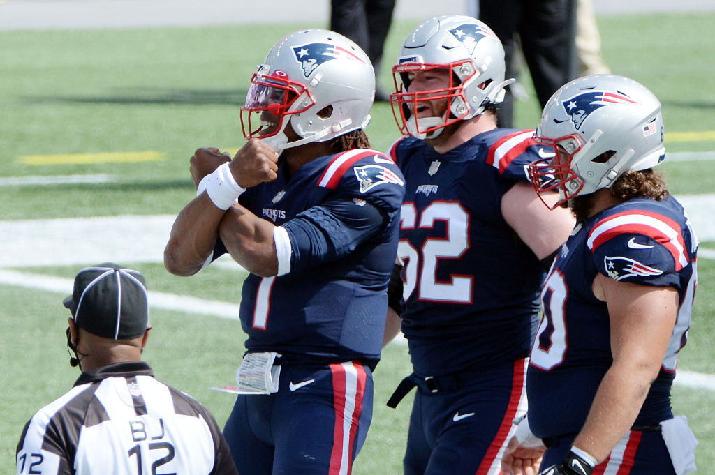 Miami Dolphins v New England Patriots