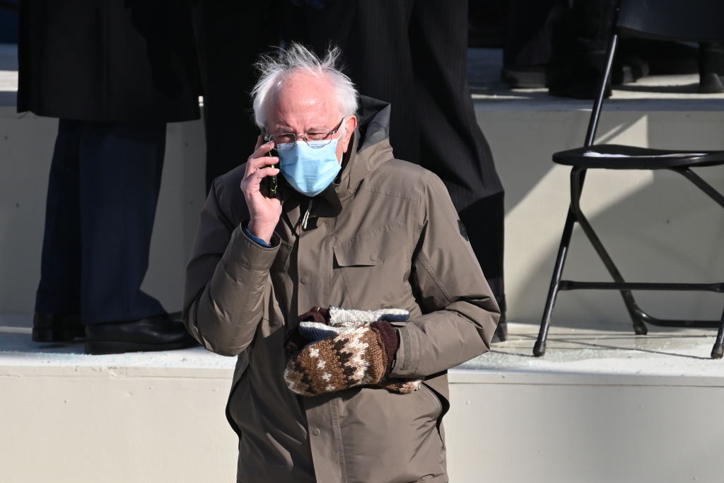 Bernie Sanders wears coat and mittens at Joe Biden's Inauguration