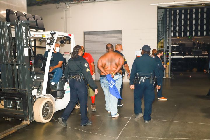 Security! Securityyy!