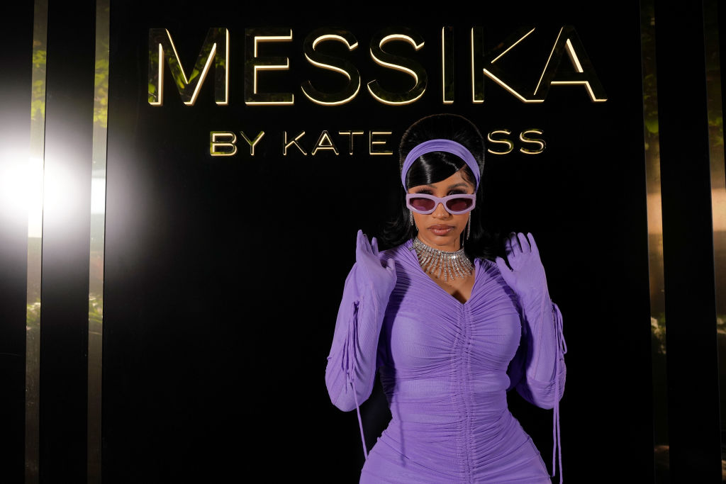 Messika : Photocall - Kate Moss High Jewelry Fashion Show - Paris Fashion Week - Womenswear Spring Summer 2022