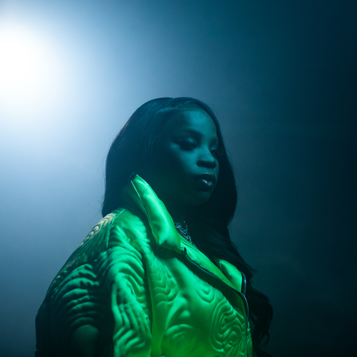 Savannah Ré Closure artwork and press photo