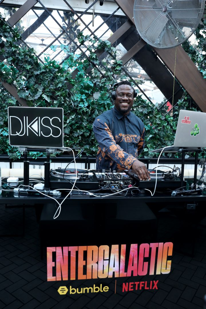 DJ KISS