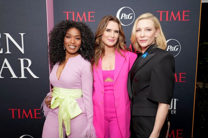 Women Steppin' Out