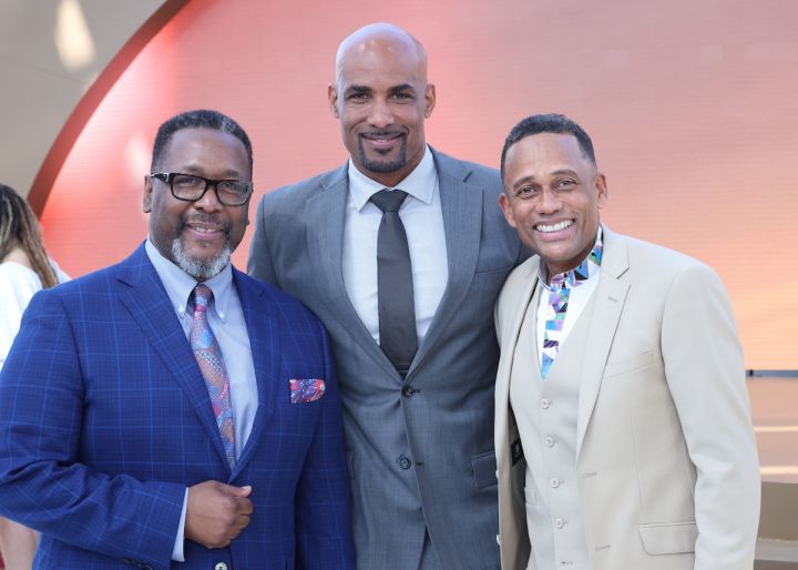 Black Men Supporting Black Women