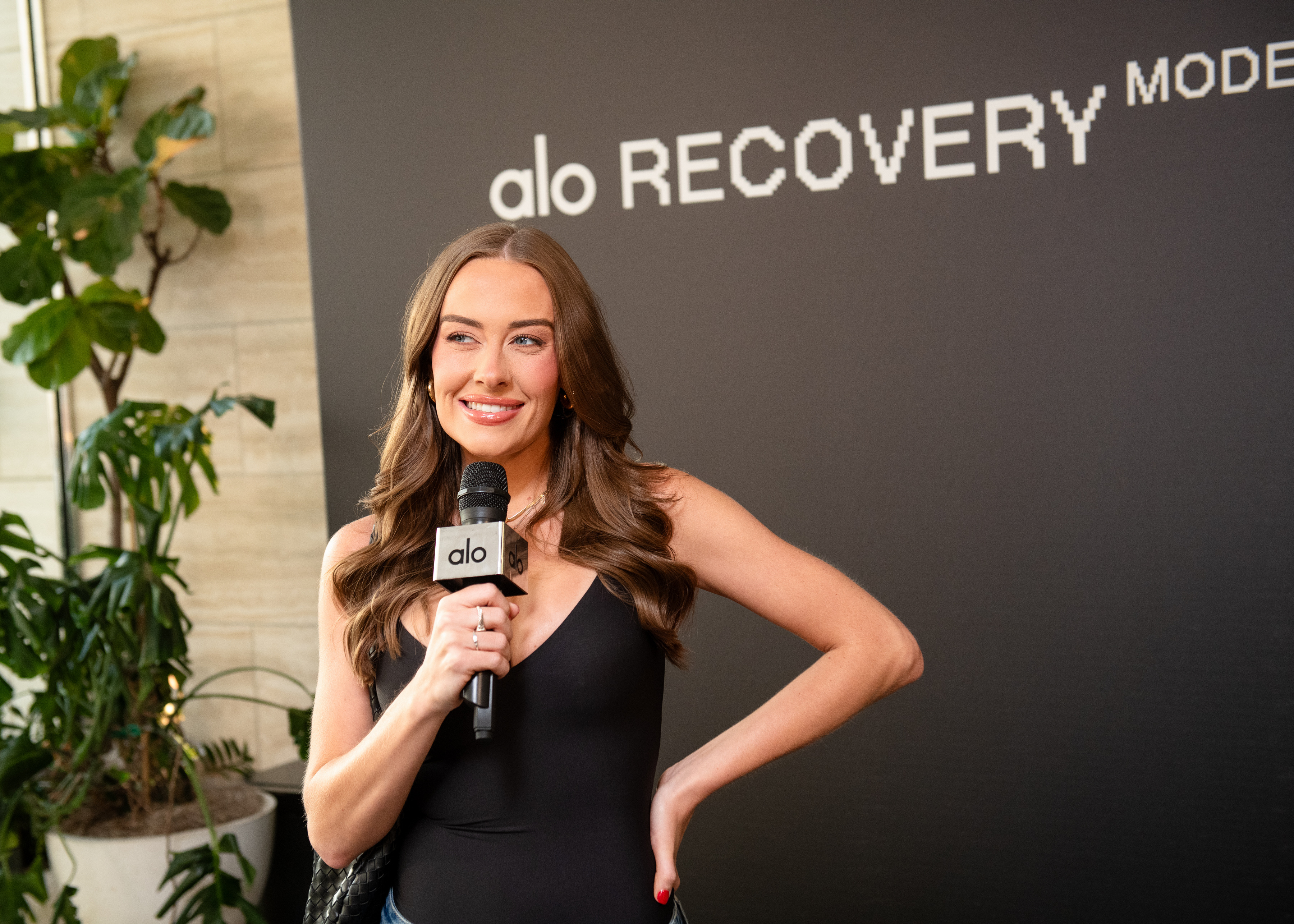 Alo Yoga Party Assets