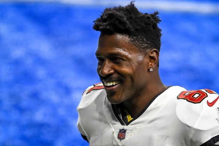 Antonio Brown (AB)