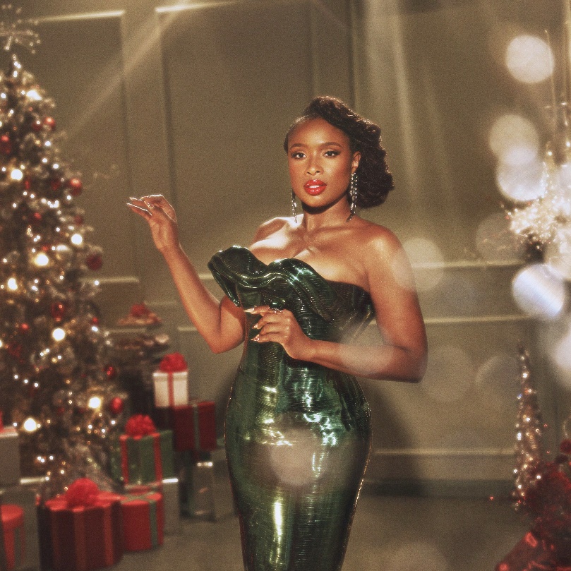 Jennifer Hudson's Debut Holiday Album 'Gift of Love'