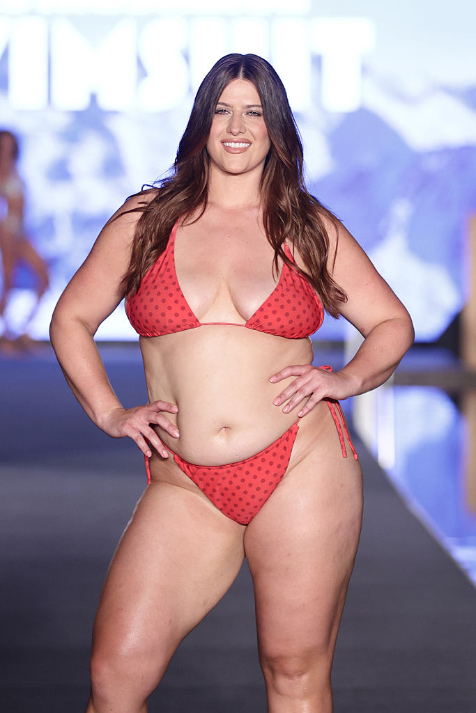 Sports Illustrated Swimsuit Runway Show At W South Beach - Runway
