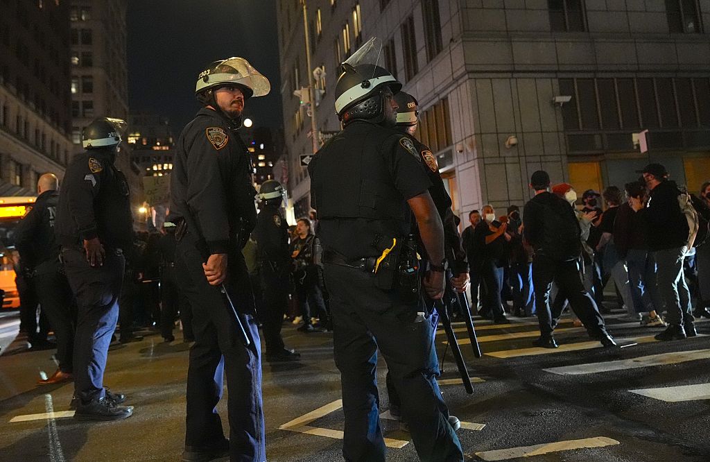 Protest erupts after ICE Agents arrest street vendors in New York City