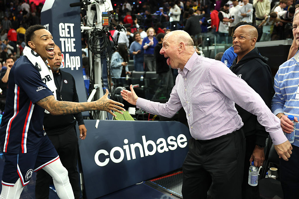 Golden State Warriors v Los Angeles Clippers